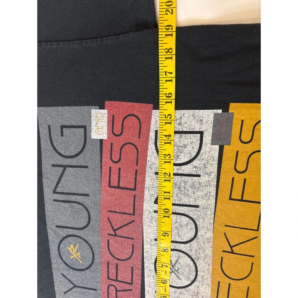 Young & Reckless Mens Graphic T-Shirt Black Stacked Logo Short Sleeve Size M